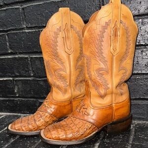 Lucchese caiman boots women 6.5